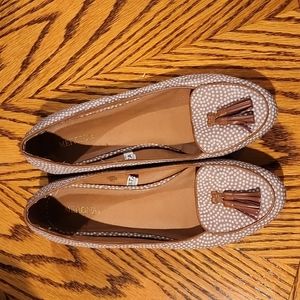 Nude polka-dot loafers